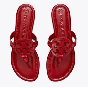 Tory Burch patent Miller thong sandal NWT